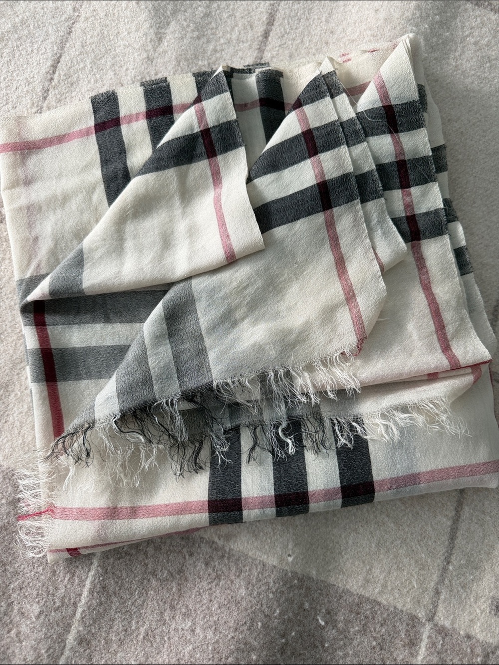 Burberry Reversible Check Wool Silk Scar - Picture 7 of 7
